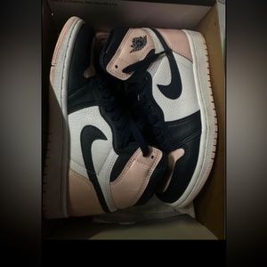 Wmns Air Jordan 1 Retro High OG SE 'Bubble Gum'
